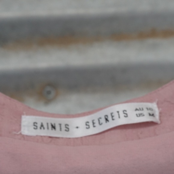 Saints and Secrets Pink Chiffon dress. - Picture 3 of 4